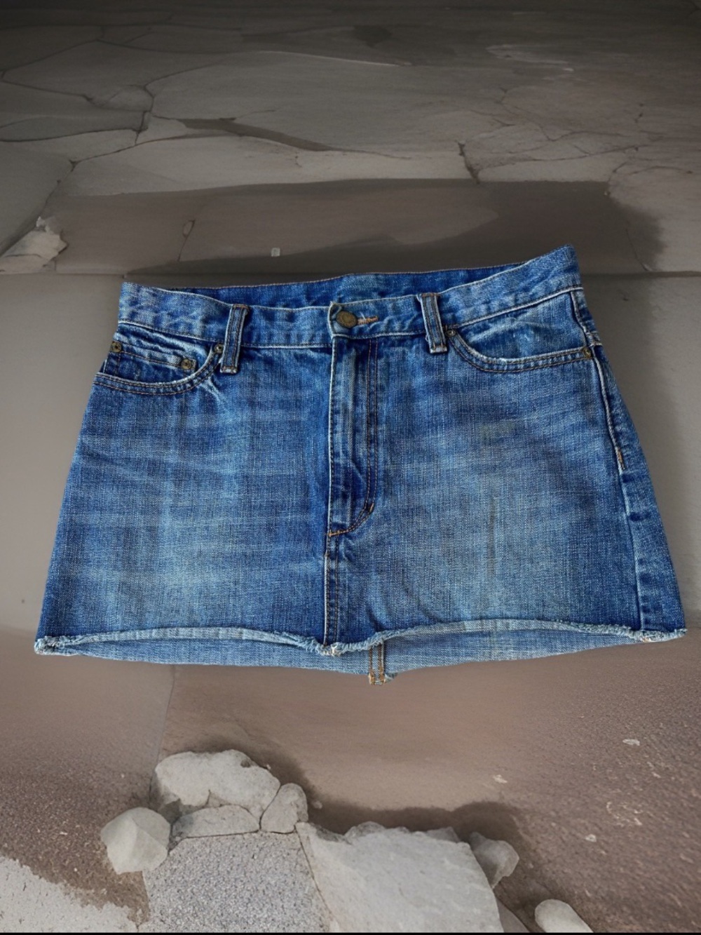 Free People FP Denim Mini Skirt Women's Size 2 Button /Zip Front Boho Jean Skirt